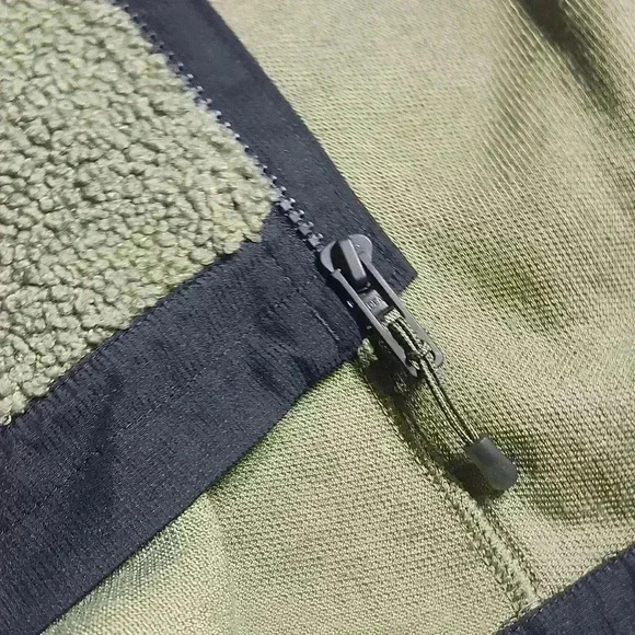 UNDER ARMOUR ⛳️ Mens UA Mission full zip Boucle Vest size mens 3xl - Picture 11 of 11